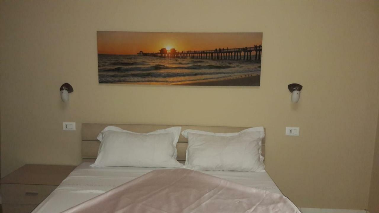 Bastiano'S Rooms Catania Bagian luar foto