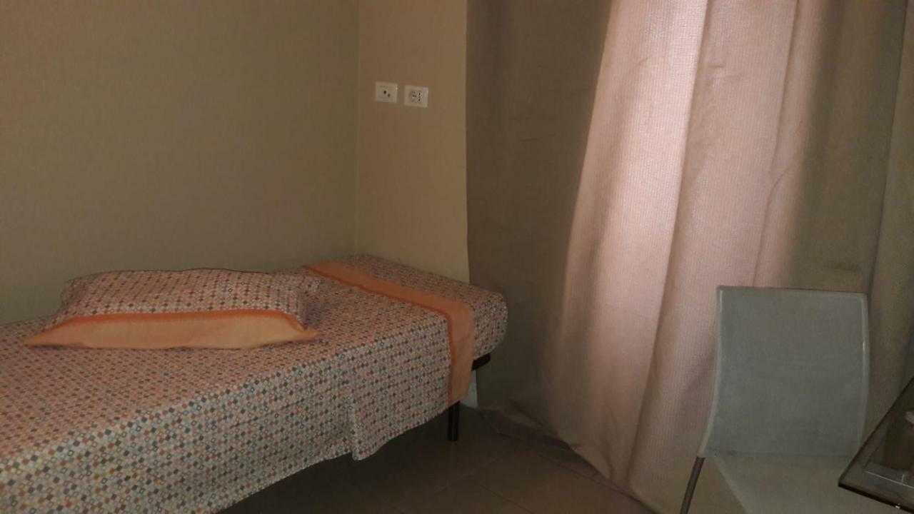 Bastiano'S Rooms Catania Bagian luar foto